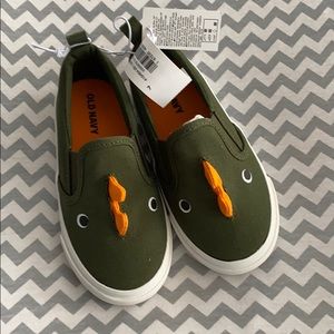 NWT old navy Dinosaur Shoes